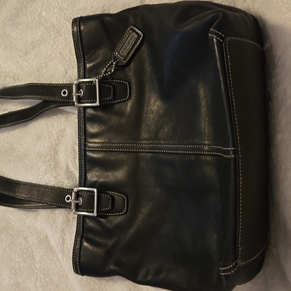 Coach Vintage all black leather hobo absolutely NO CALL OUTS 05 - Picture 3 of 9